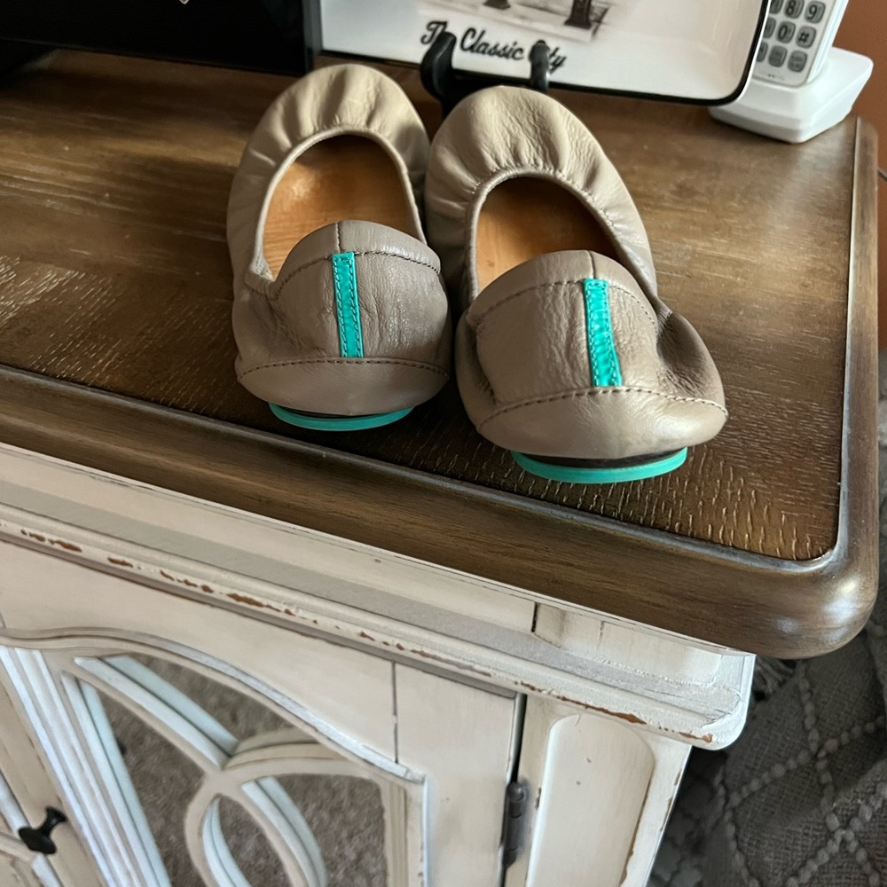 Tieks Taupe Leather Ballet Flats with Teal Accent - Picture 4 of 5